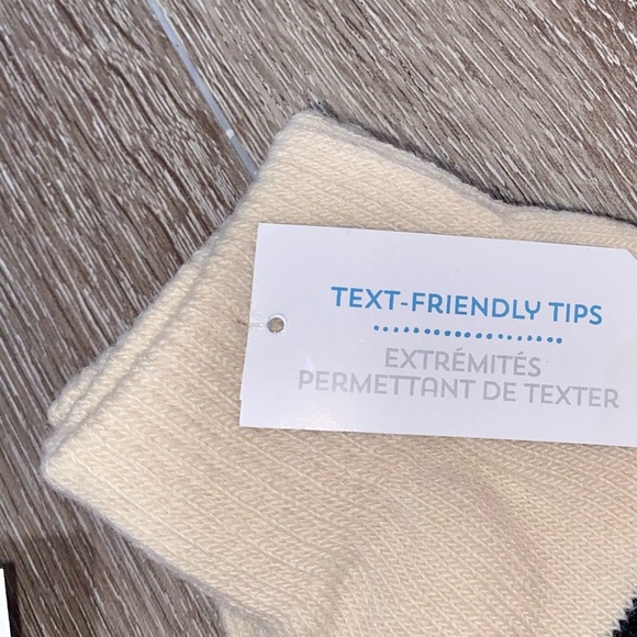 OLD NAVY COLOR BLOCK MAGIC TEXT FRIENDLY-GLOVES - Picture 3 of 5